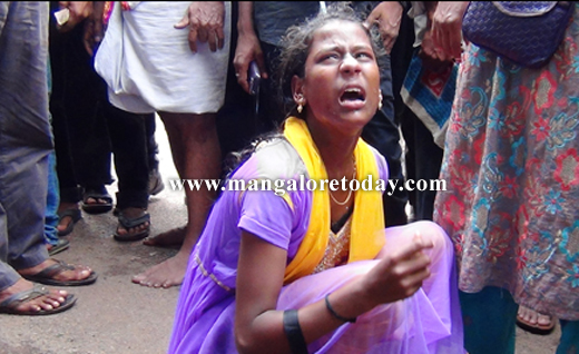 Lady chain snatcher trapped by bus passengers at Kinnigoli